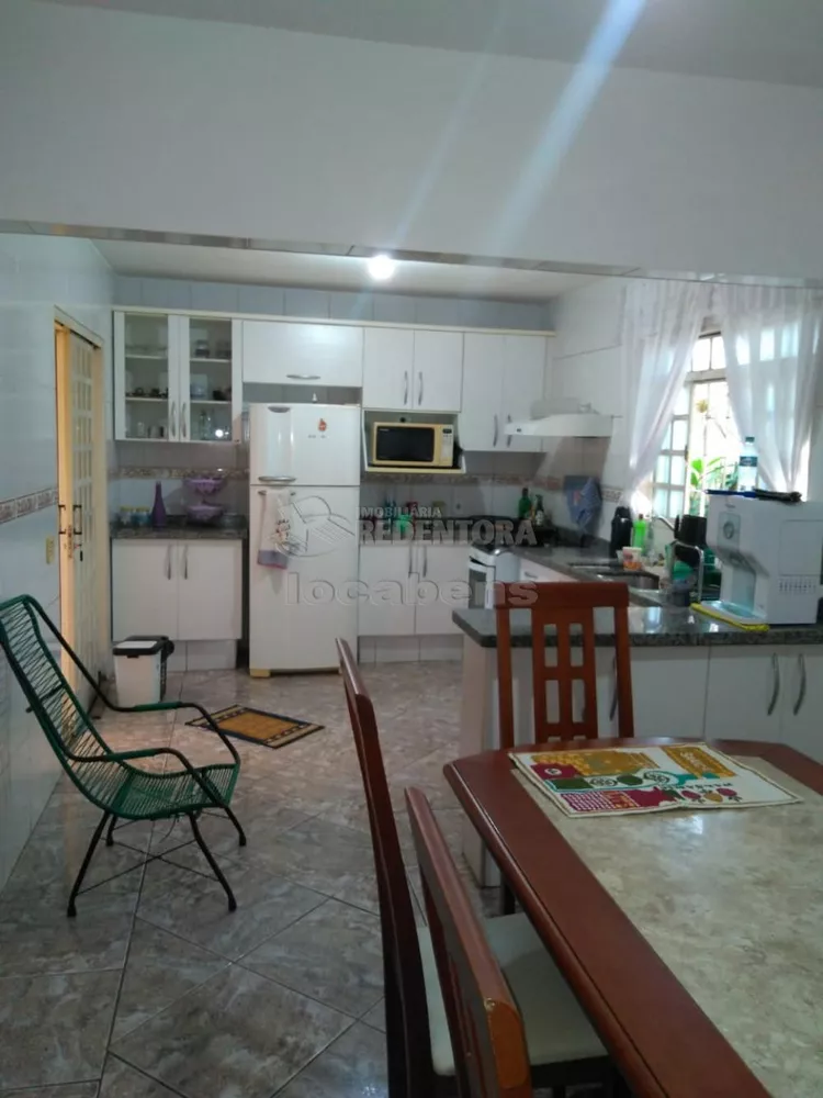 Sobrado à venda com 4 quartos, 149m² - Foto 1