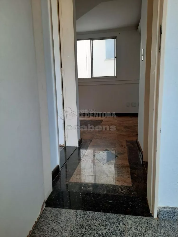 Apartamento à venda com 2 quartos, 48m² - Foto 2