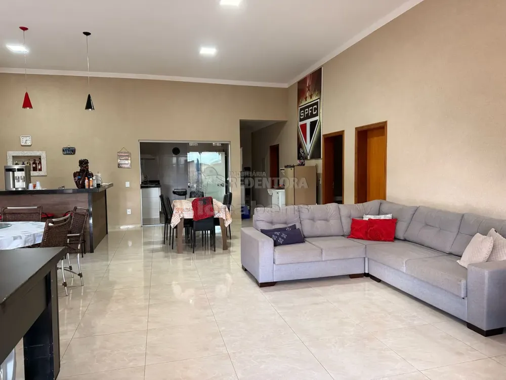Chácara, 3 quartos, 455 m² - Foto 1