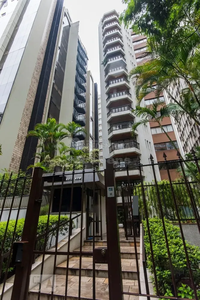 Apartamento, 3 quartos, 160 m² - Foto 1