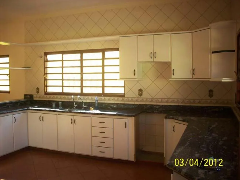 Casa, 3 quartos, 360 m² - Foto 1