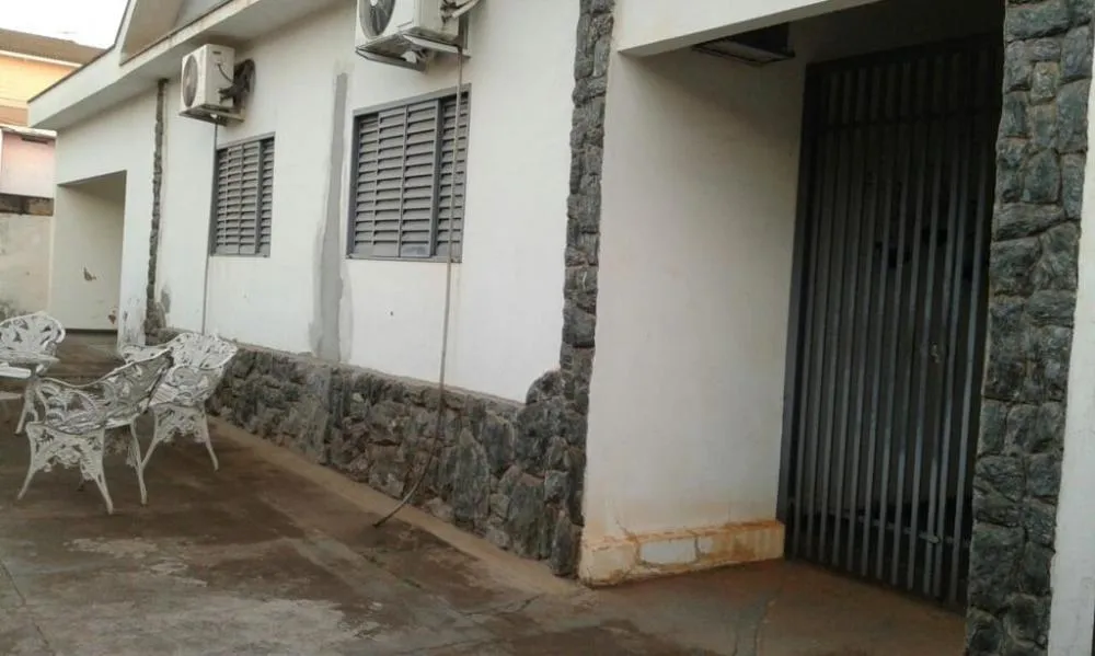 Casa, 3 quartos, 300 m² - Foto 2