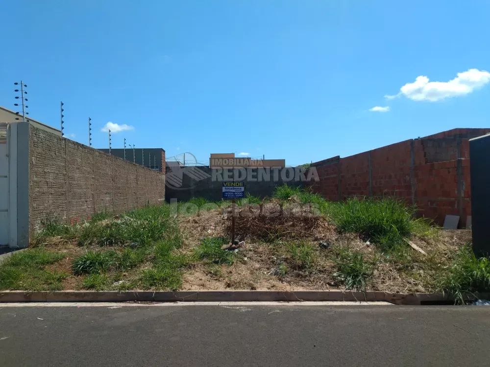 Terreno à venda, 200m² - Foto 1