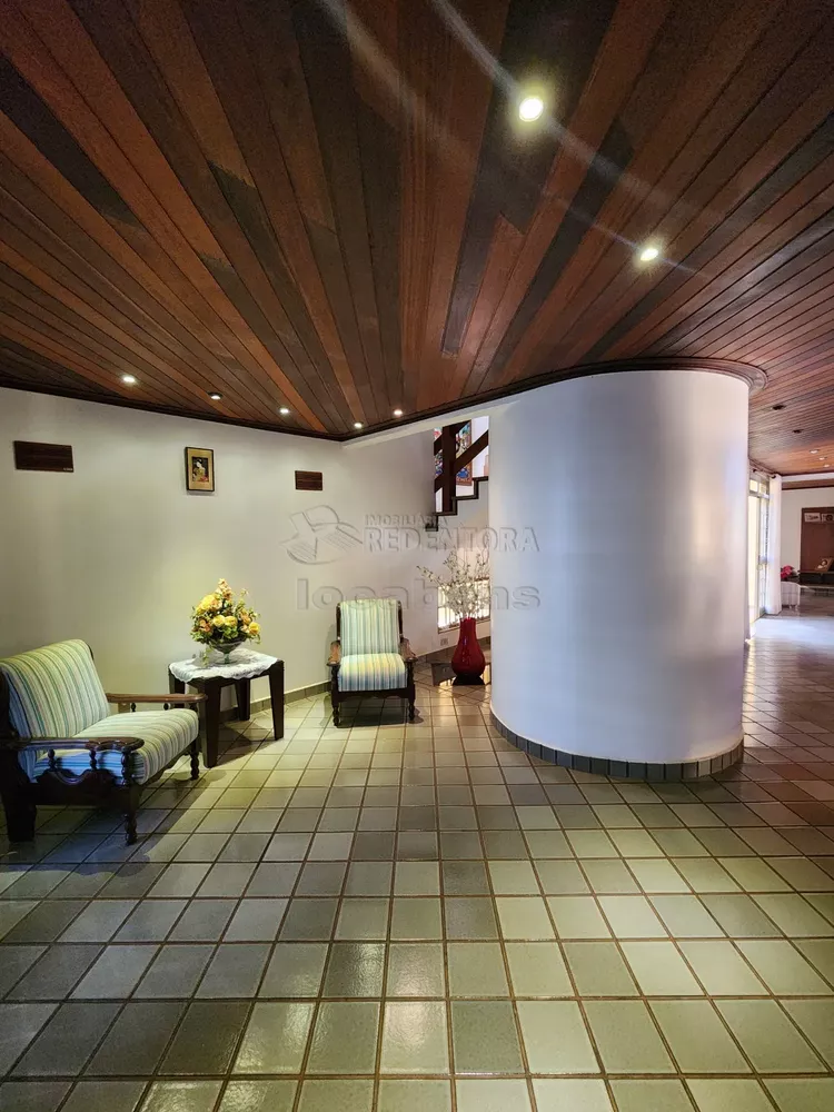Sobrado à venda com 4 quartos, 468m² - Foto 2