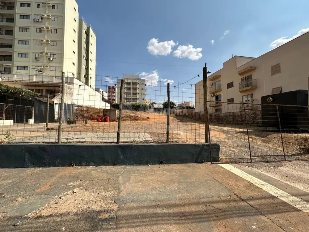 Loteamento e Condomínio, 1106 m² - Foto 1
