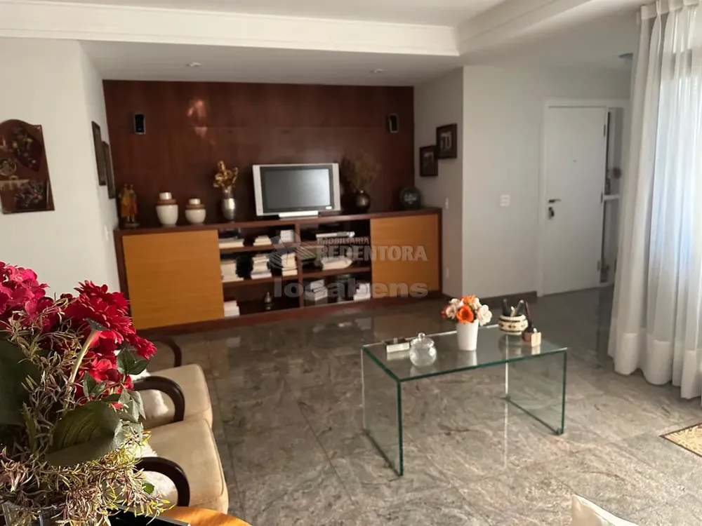 Apartamento, 3 quartos, 217 m² - Foto 2