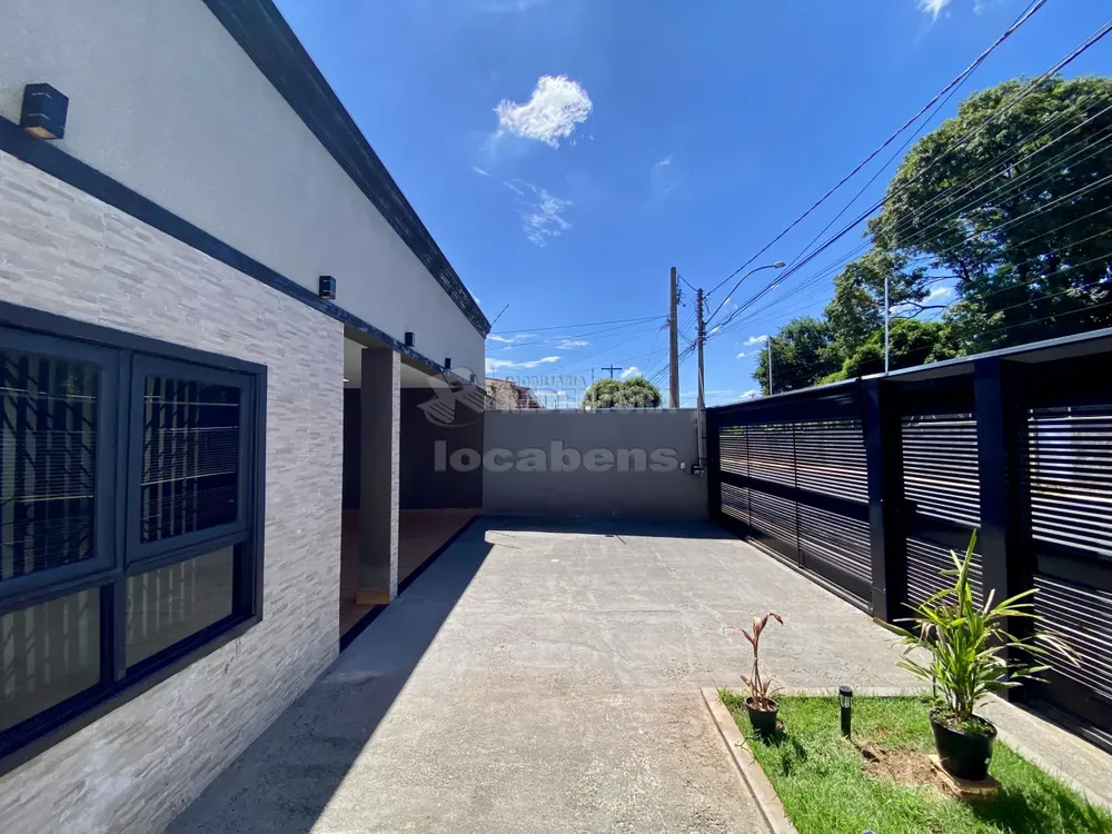 Casa, 4 quartos, 207 m² - Foto 1