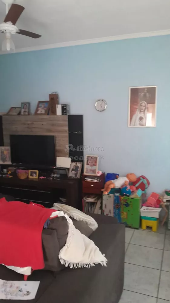 Casa à venda com 2 quartos, 140m² - Foto 2