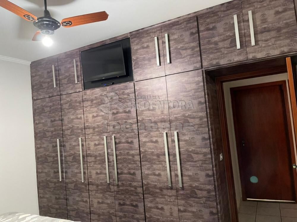 Casa à venda com 2 quartos, 220m² - Foto 1