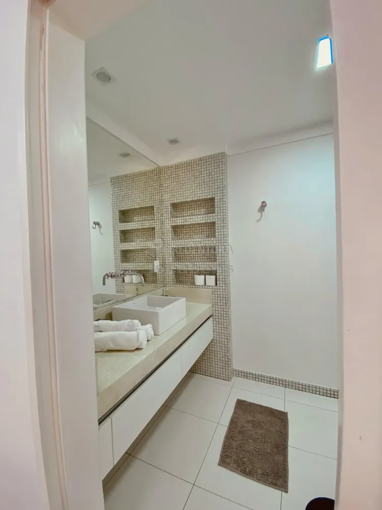 Apartamento, 3 quartos, 330 m² - Foto 1