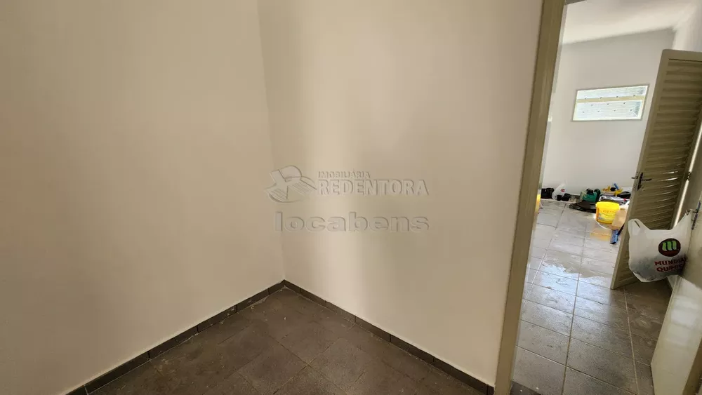 Prédio Inteiro para alugar com 2 quartos, 221m² - Foto 11