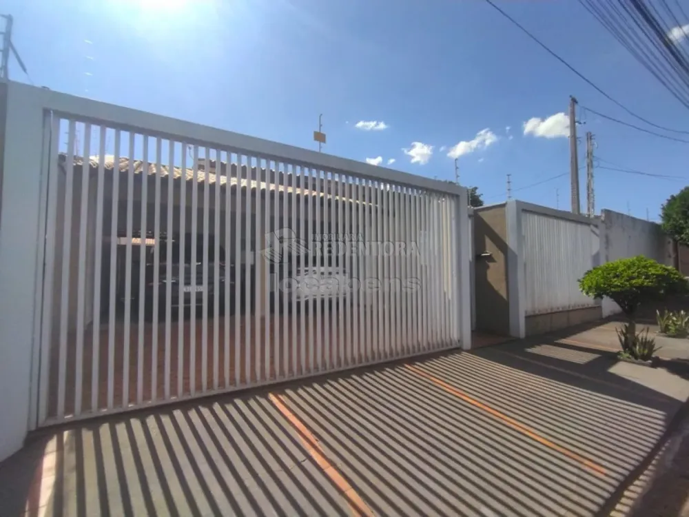 Casa, 3 quartos, 230 m² - Foto 1