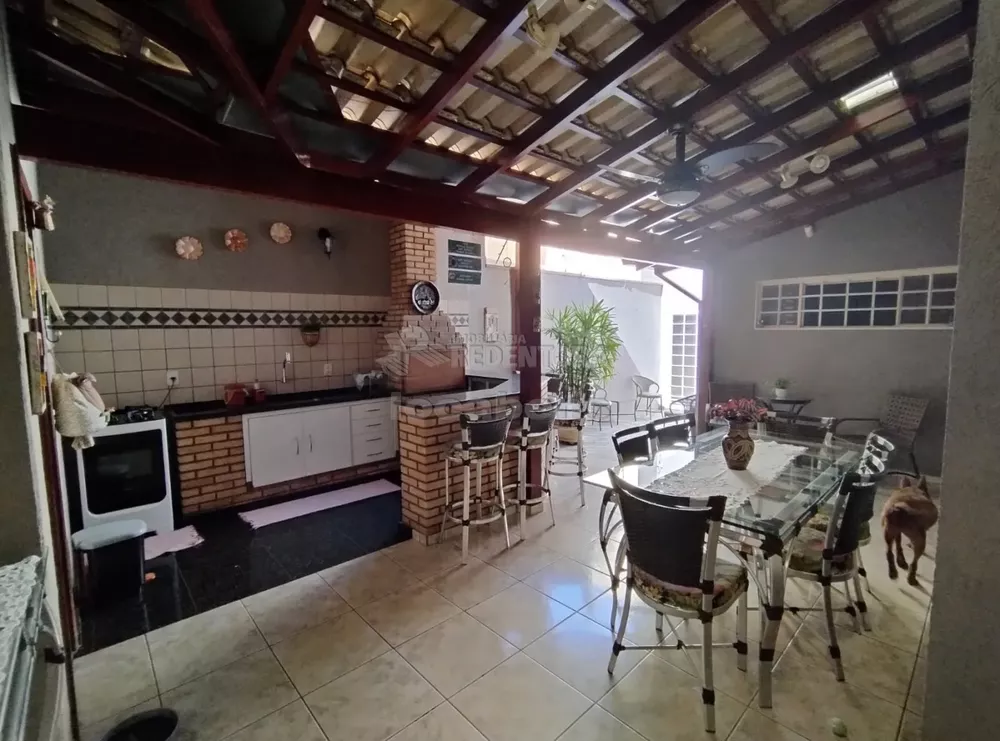 Casa à venda com 4 quartos, 218m² - Foto 8