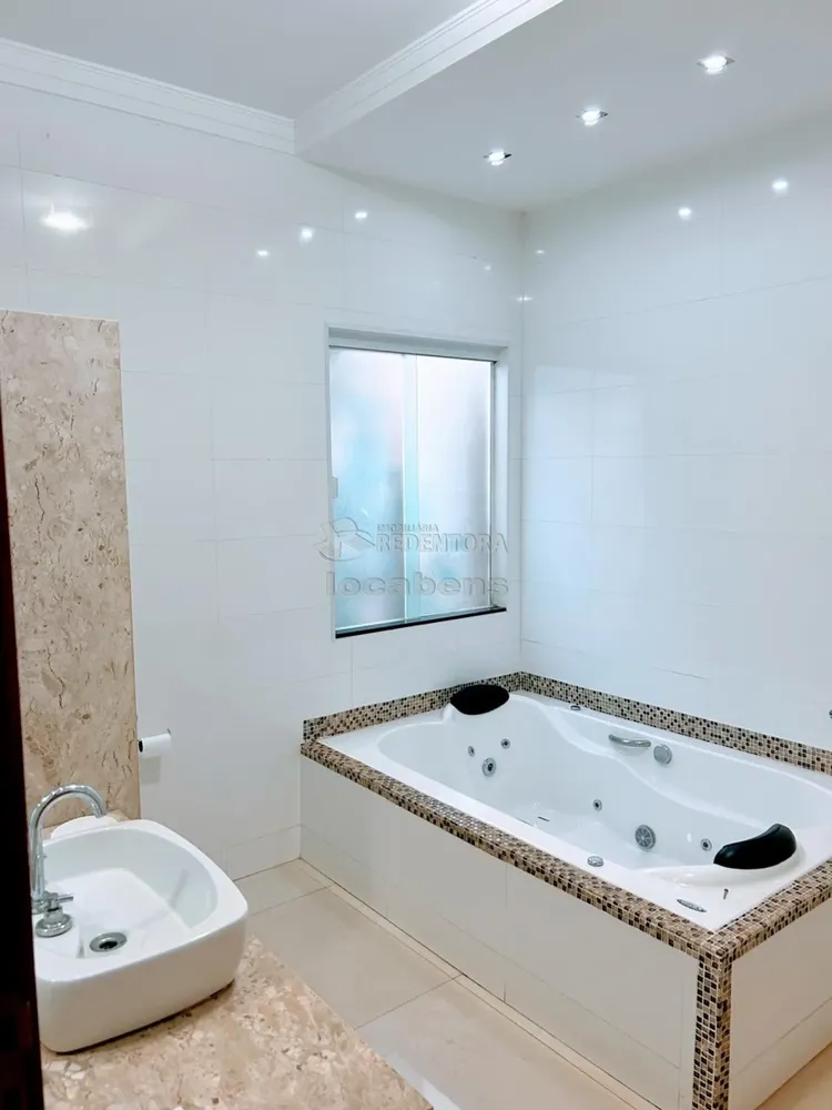 Casa, 3 quartos, 217 m² - Foto 4