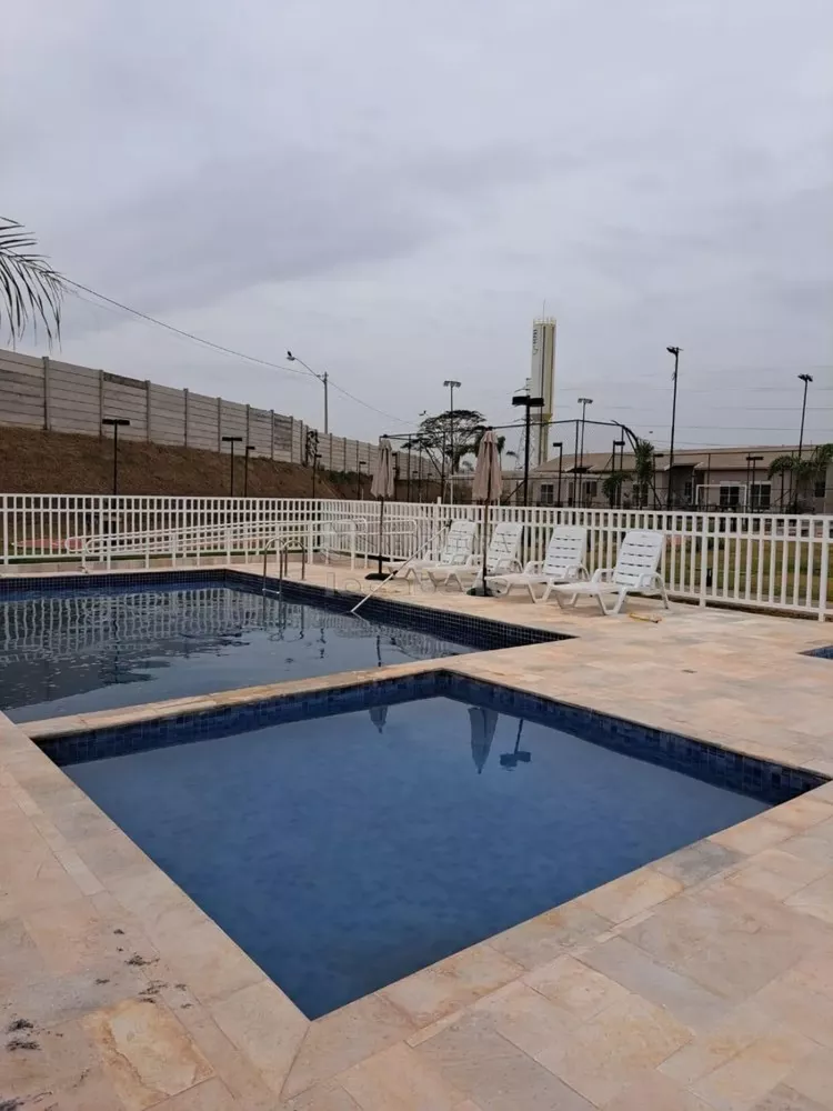 Casa para alugar com 2 quartos, 46m² - Foto 6