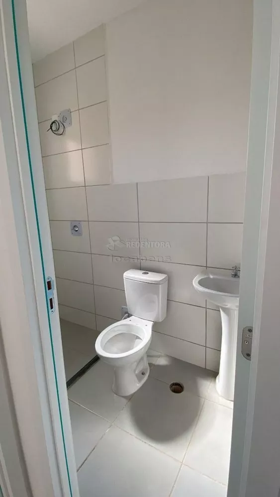 Casa para alugar com 2 quartos, 46m² - Foto 2