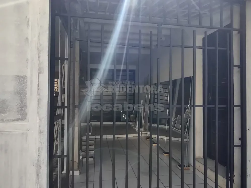 Prédio Inteiro para alugar com 3 quartos, 289m² - Foto 2