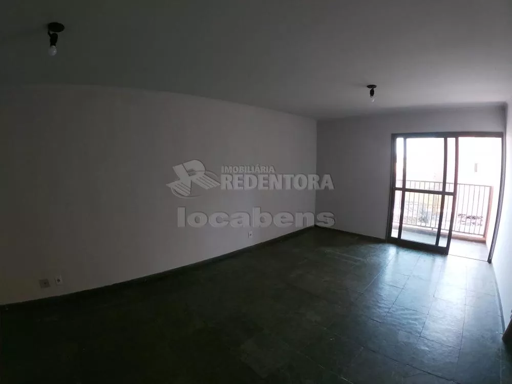 Apartamento à venda com 2 quartos, 74m² - Foto 1