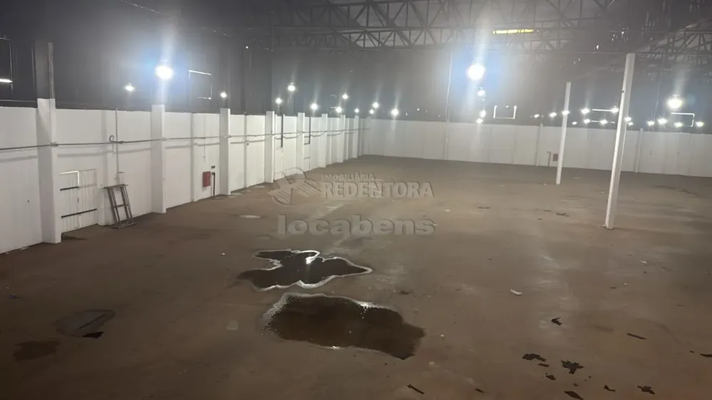 Prédio Inteiro, 2600 m² - Foto 2