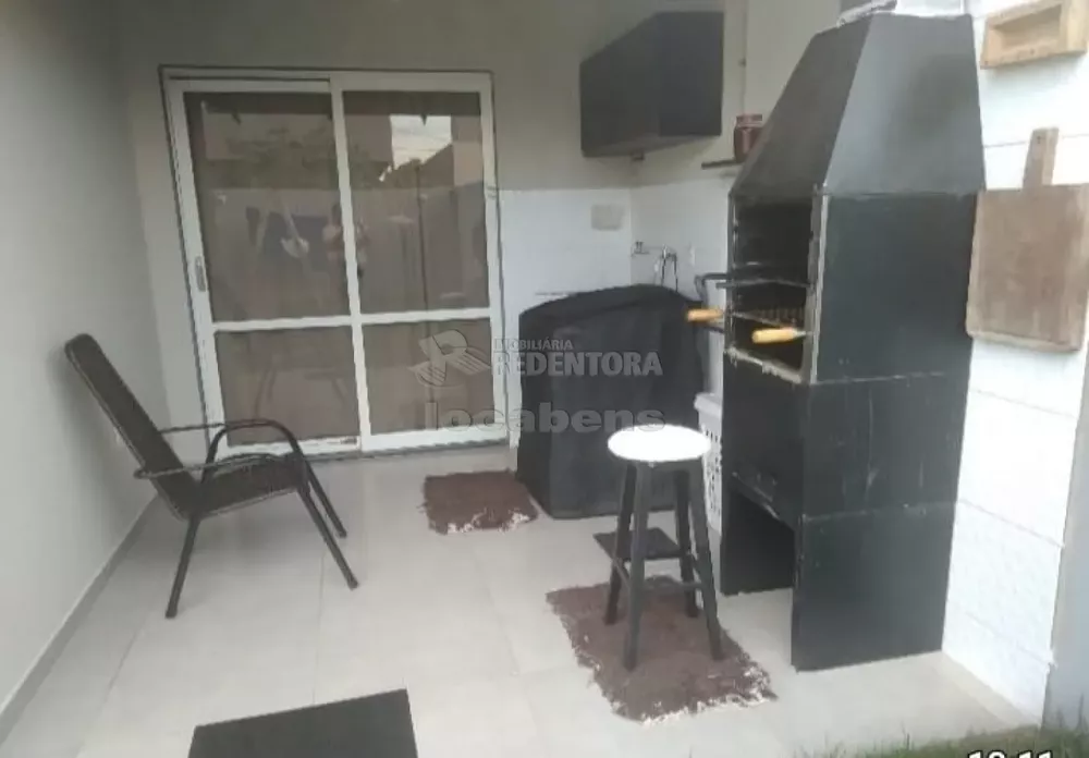 Casa à venda com 2 quartos, 52m² - Foto 1