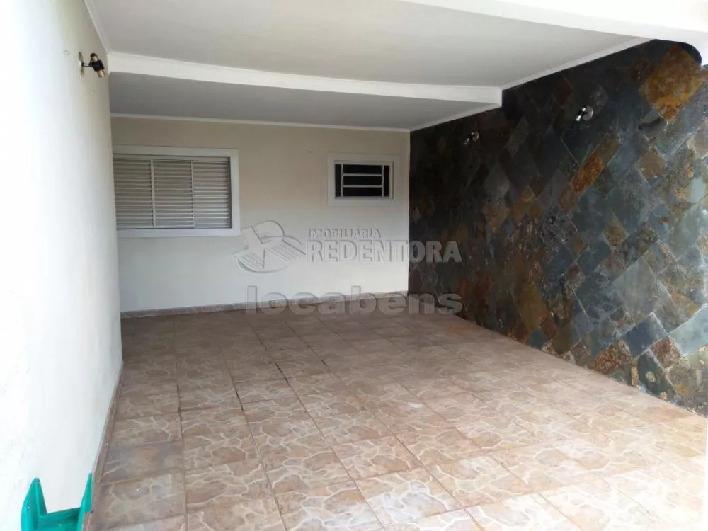 Casa à venda com 3 quartos, 272m² - Foto 1