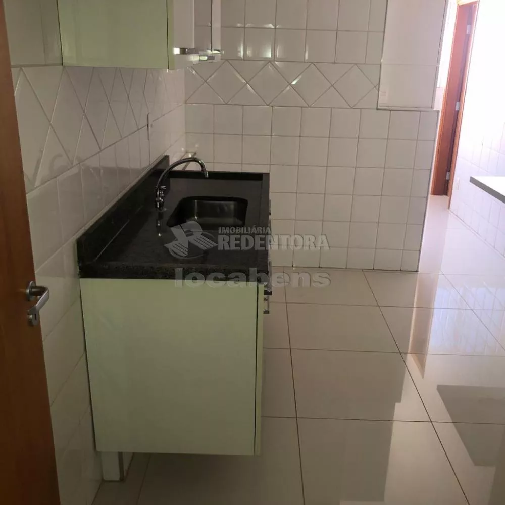 Apartamento à venda com 3 quartos, 144m² - Foto 3