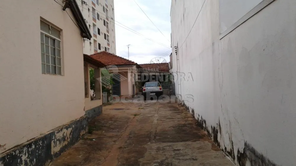 Casa, 6 quartos, 249 m² - Foto 1