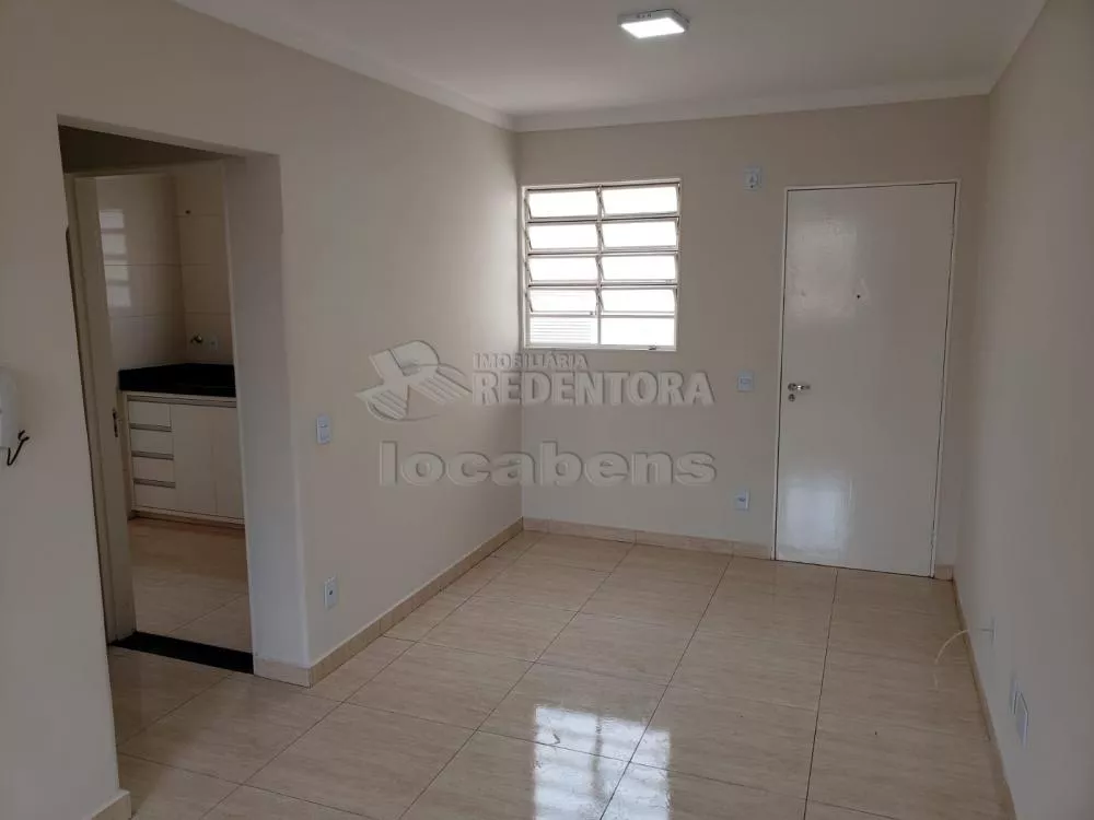 Apartamento à venda com 2 quartos, 63m² - Foto 2