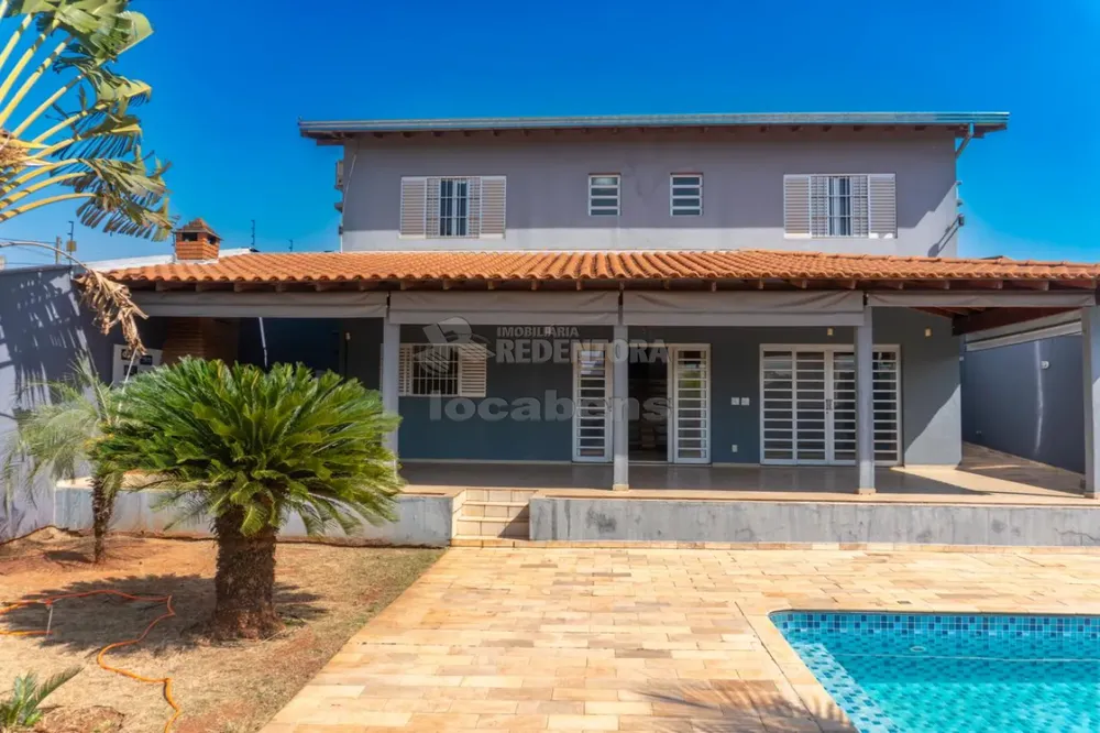 Casa, 3 quartos, 242 m² - Foto 1