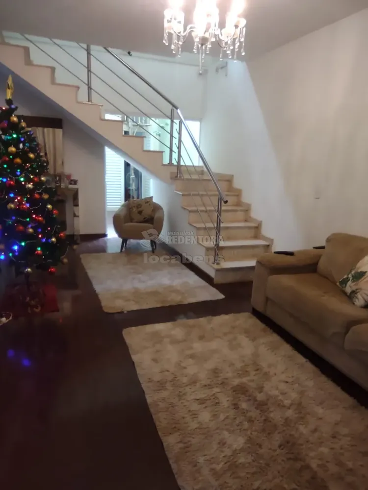 Sobrado, 4 quartos, 350 m² - Foto 1
