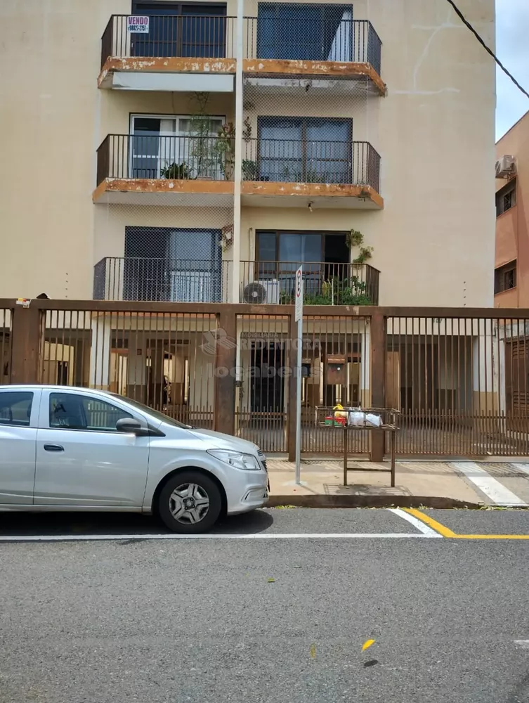 Apartamento à venda com 3 quartos, 118m² - Foto 1