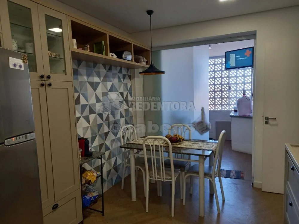 Apartamento, 3 quartos, 140 m² - Foto 1