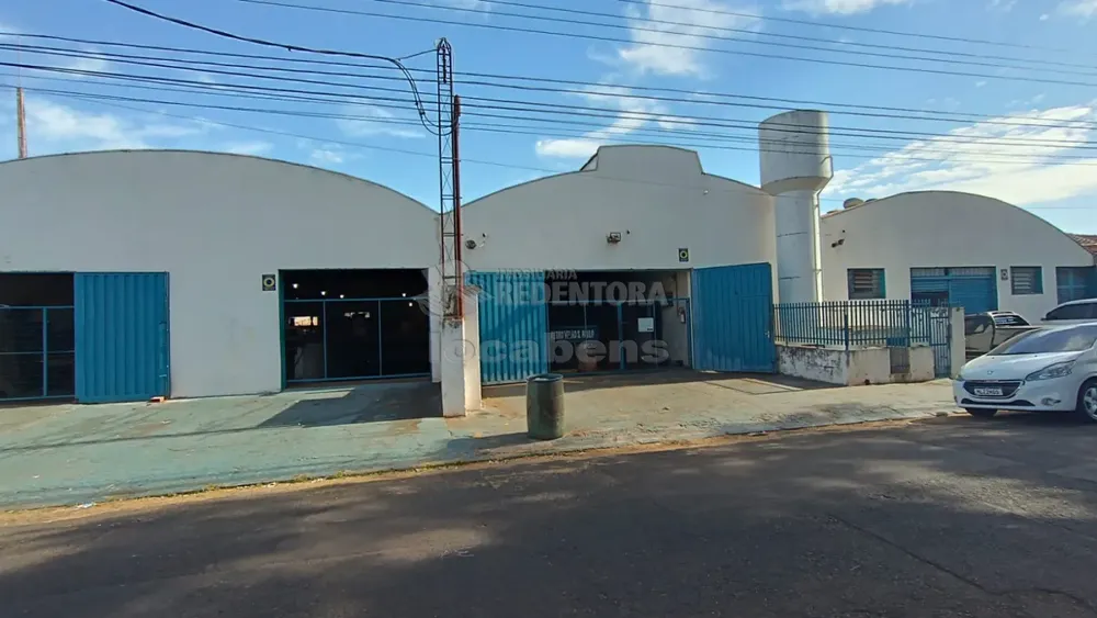 Prédio Inteiro, 2500 m² - Foto 1