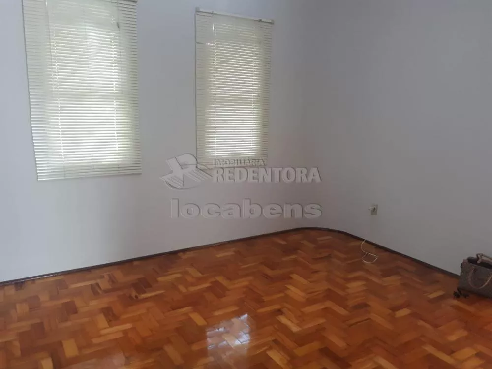 Casa à venda com 2 quartos, 90m² - Foto 3