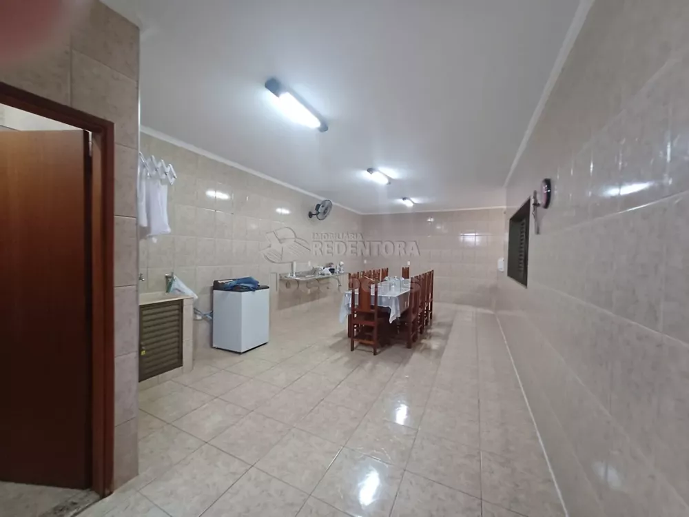 Casa à venda com 3 quartos, 162m² - Foto 2