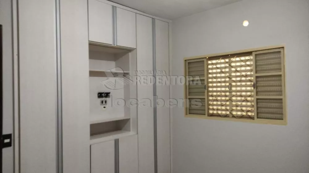 Casa à venda com 3 quartos, 230m² - Foto 11