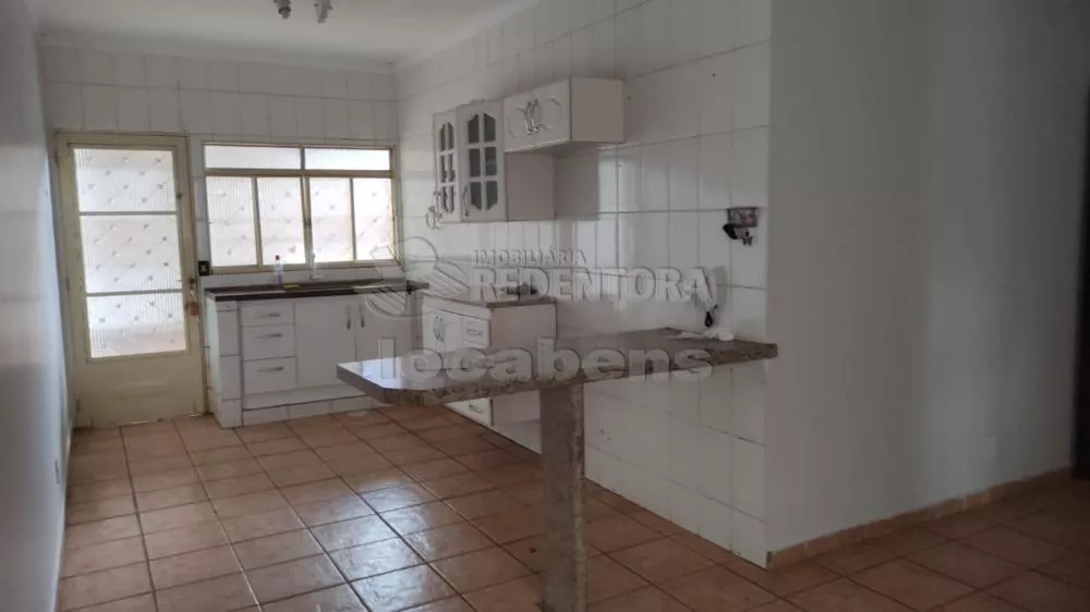 Casa à venda com 3 quartos, 230m² - Foto 8