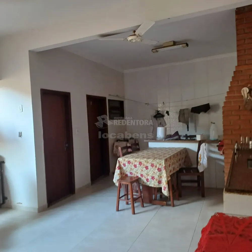 Casa, 3 quartos, 212 m² - Foto 2