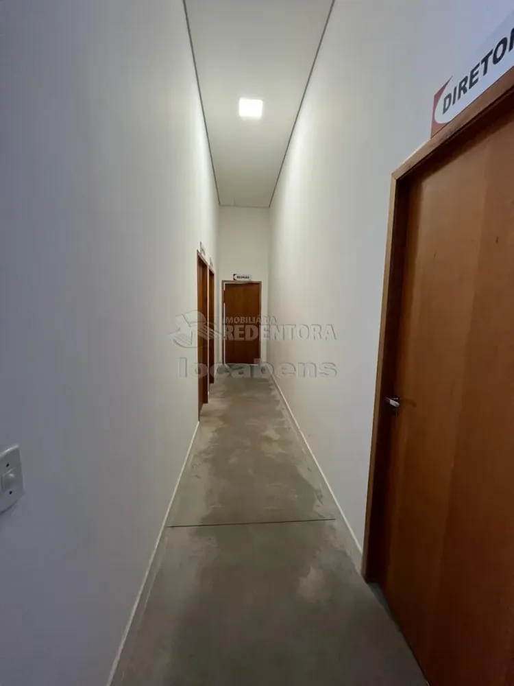Prédio Inteiro, 3295 m² - Foto 1
