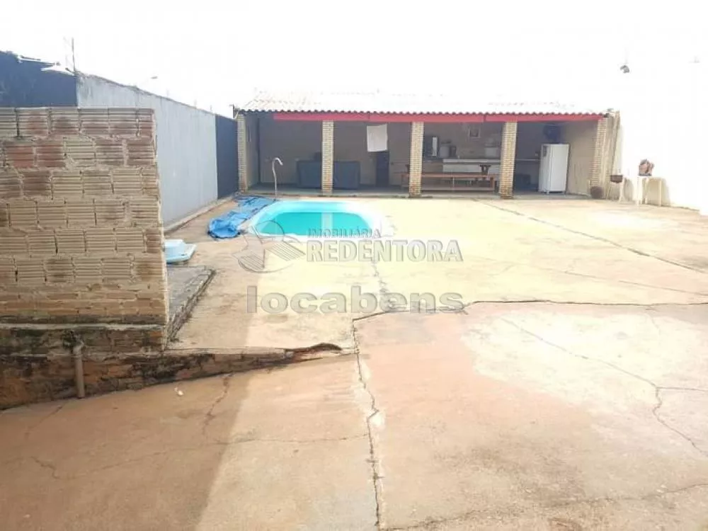 Casa à venda com 3 quartos, 120m² - Foto 2