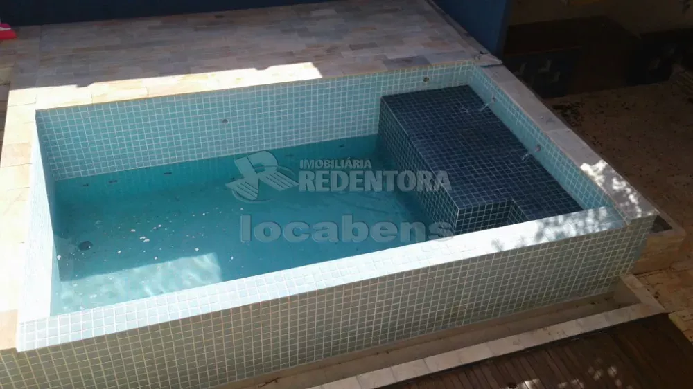 Casa de Condomínio à venda com 4 quartos, 400m² - Foto 1
