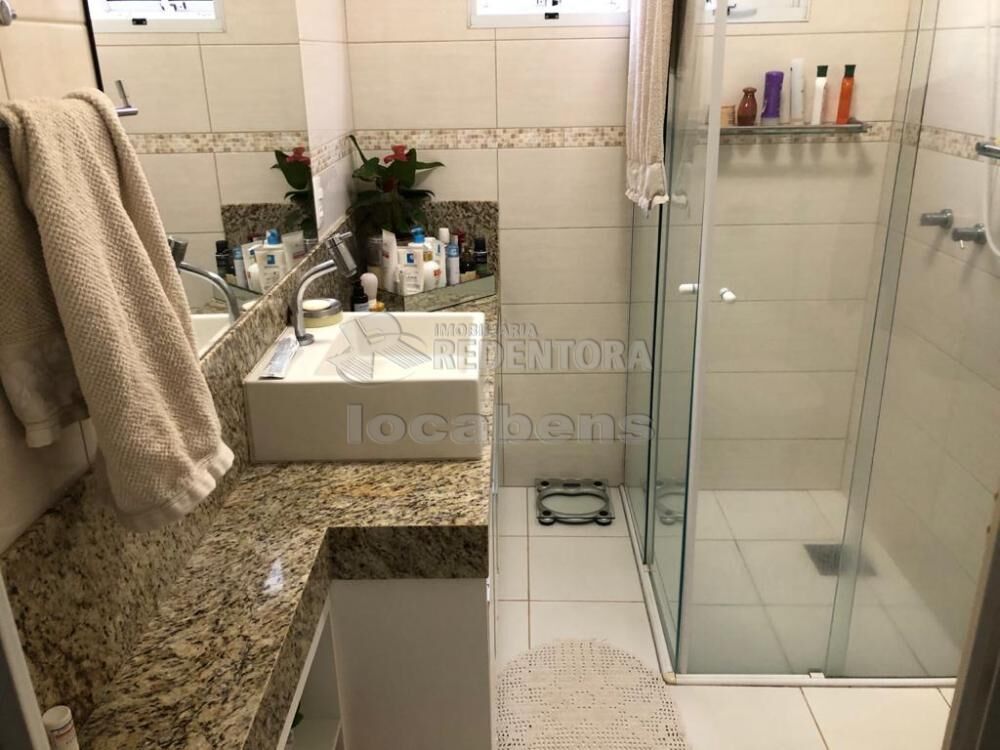 Casa à venda com 3 quartos, 140m² - Foto 2