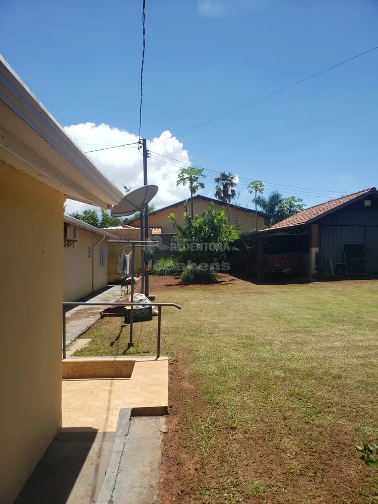 Chácara, 4 quartos, 1100 m² - Foto 1