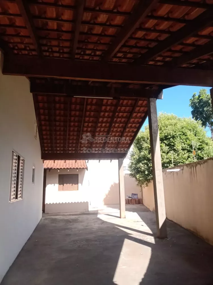 Casa à venda com 2 quartos, 140m² - Foto 3