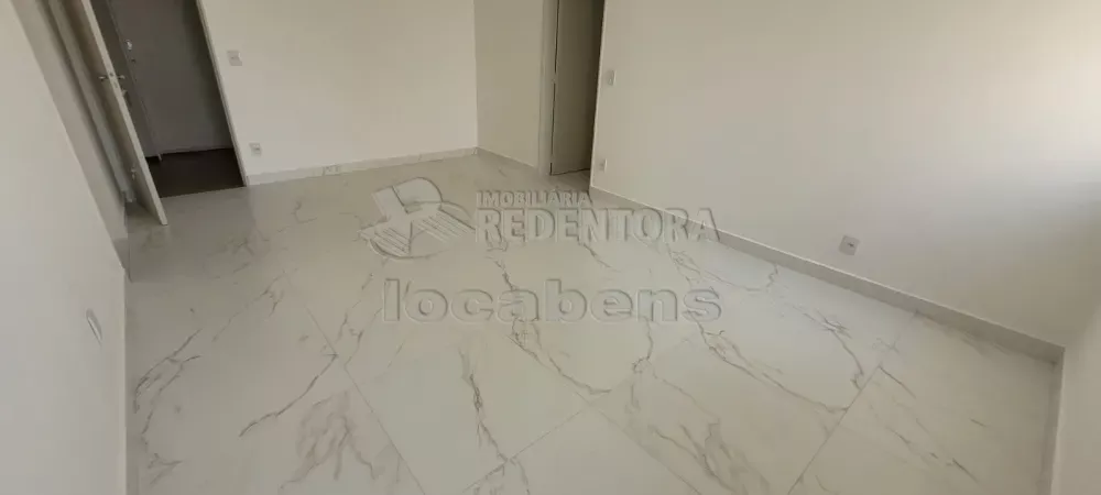 Apartamento à venda com 3 quartos, 114m² - Foto 2