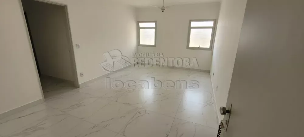 Apartamento à venda com 3 quartos, 114m² - Foto 1