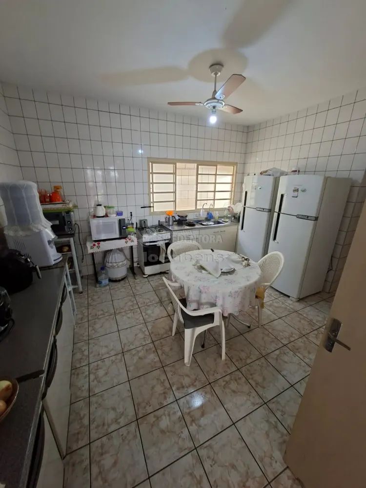 Casa, 5 quartos, 230 m² - Foto 3