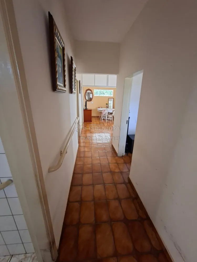 Casa, 5 quartos, 230 m² - Foto 1