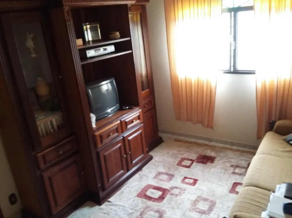 Casa, 4 quartos, 550 m² - Foto 1