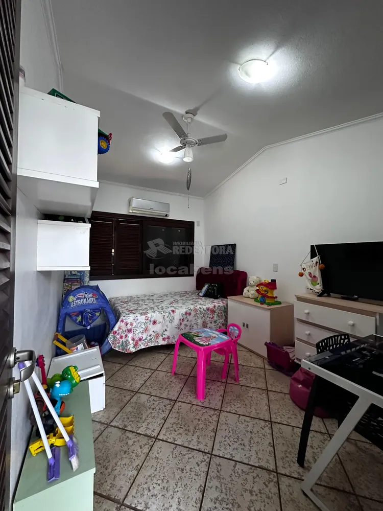 Casa, 4 quartos, 300 m² - Foto 1